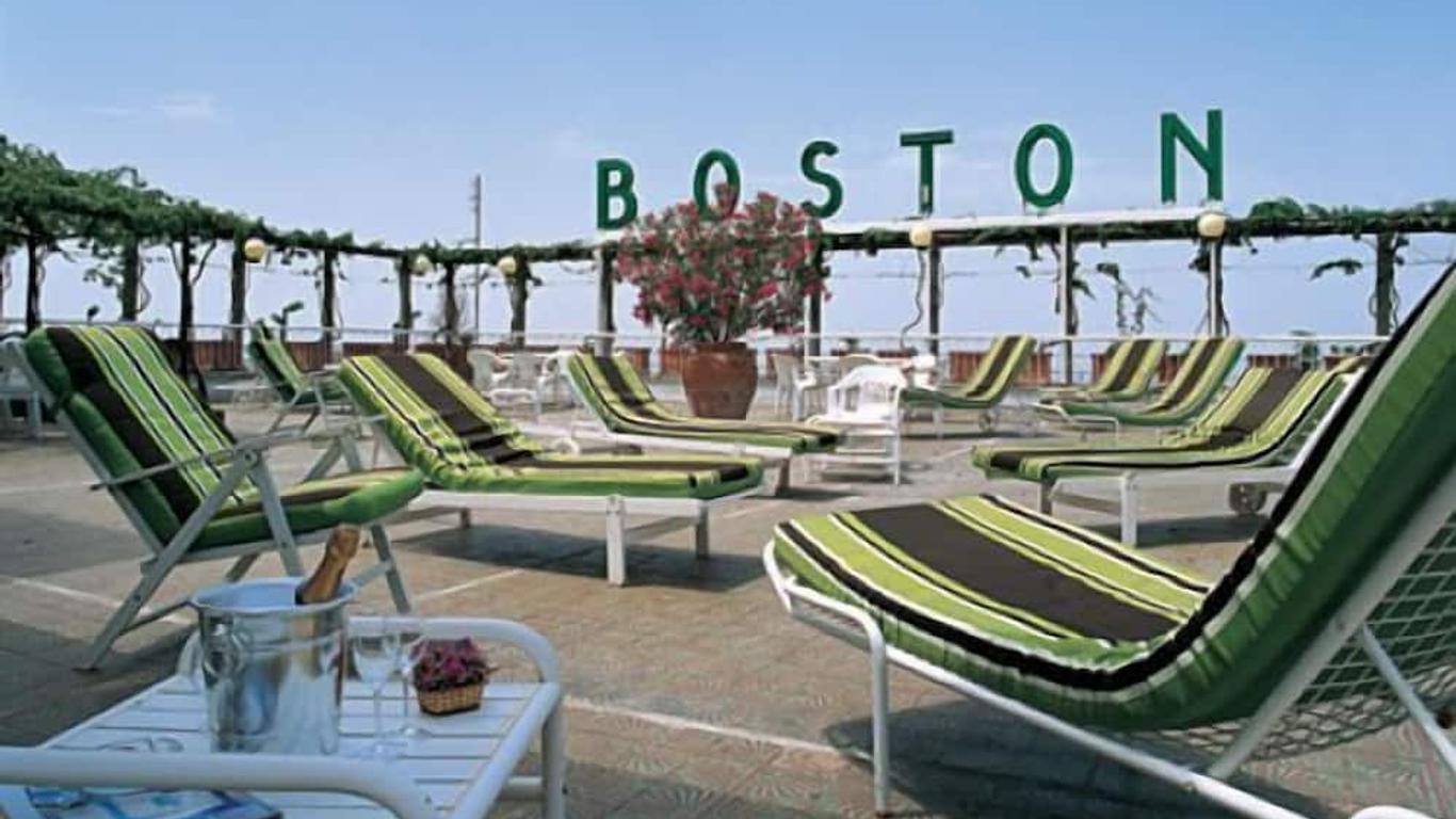 Grand Hotel Boston