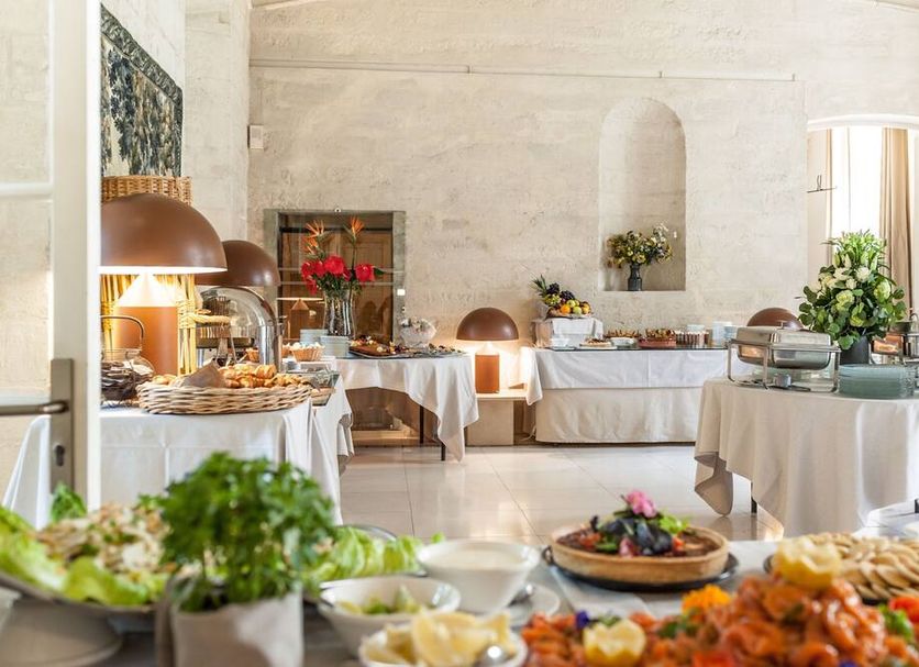 Buffet Ảnh