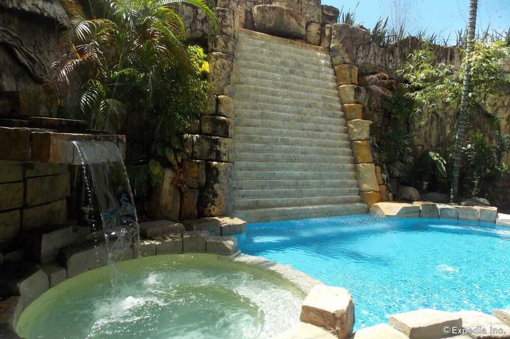 Bể bơi