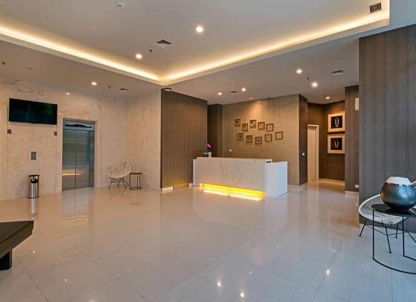 Lễ tân Ảnh