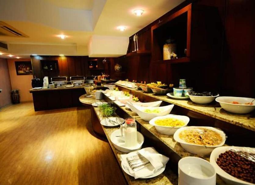 Buffet Ảnh