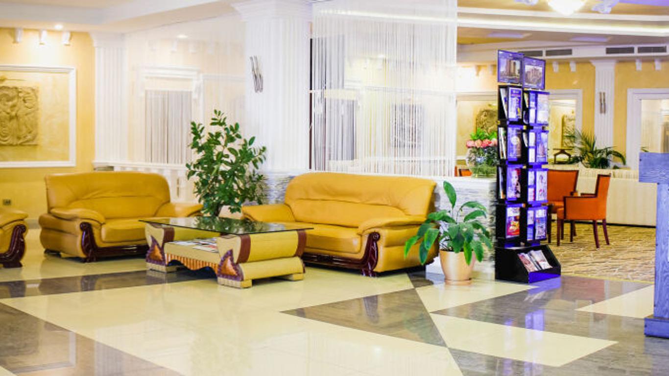Golden Dragon Aparthotel