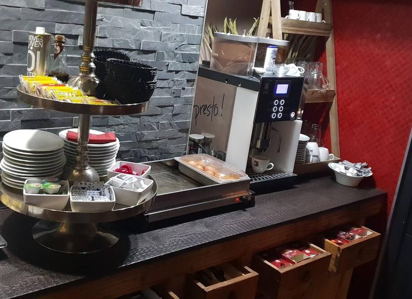 Buffet Ảnh