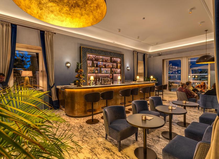 Bar Ảnh