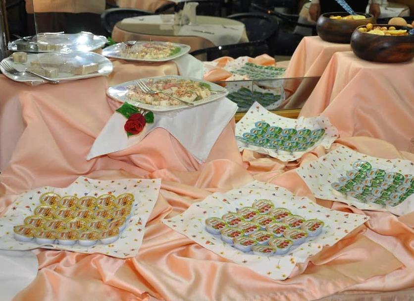 Buffet Ảnh
