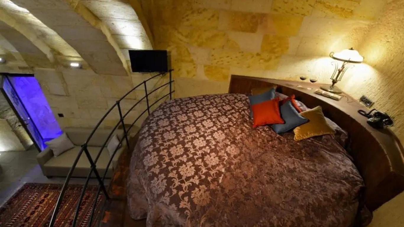 Sunak Cave Hotel