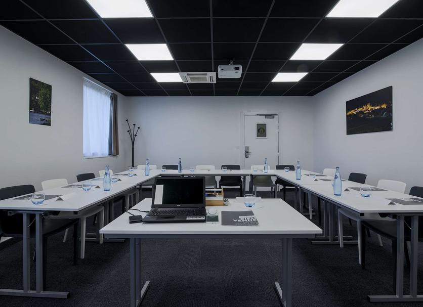 Conference room Ảnh