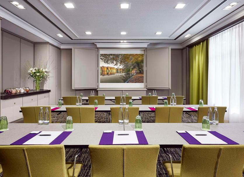 Conference room Ảnh