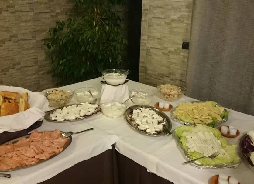 Buffet Ảnh