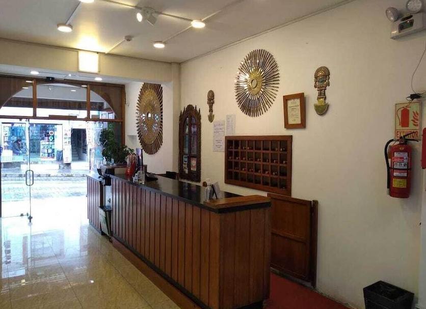 Lễ tân Ảnh