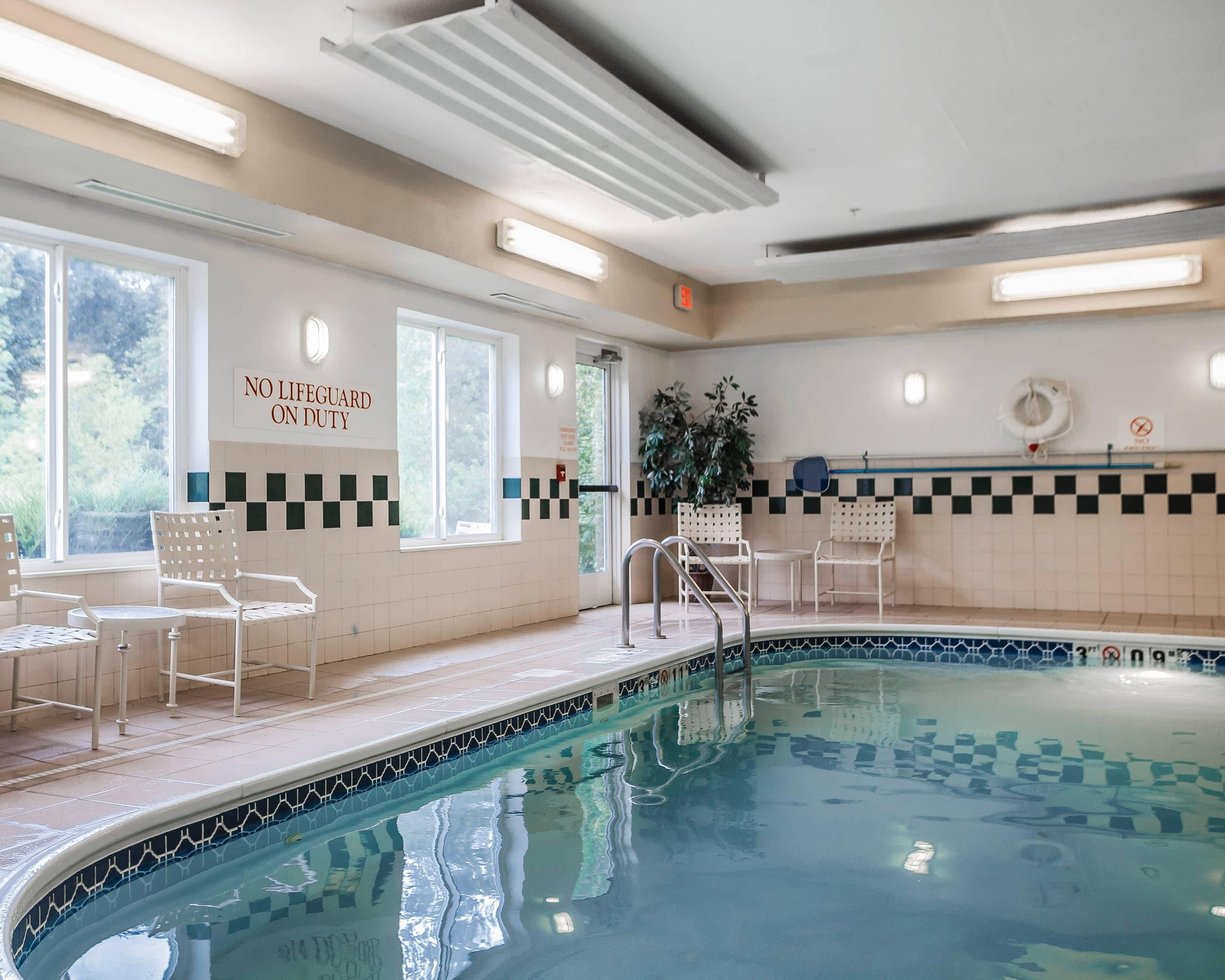 Bể bơi