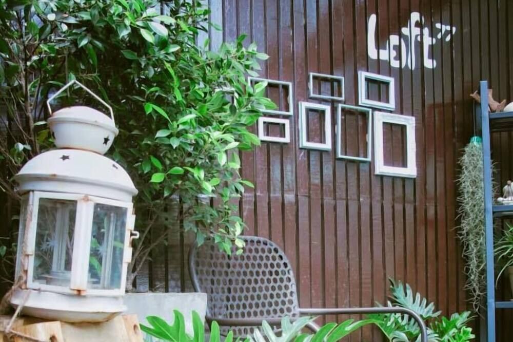 Cảnh ngoài trời