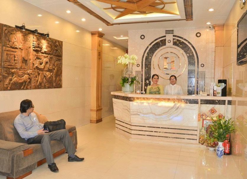 Lễ tân Ảnh