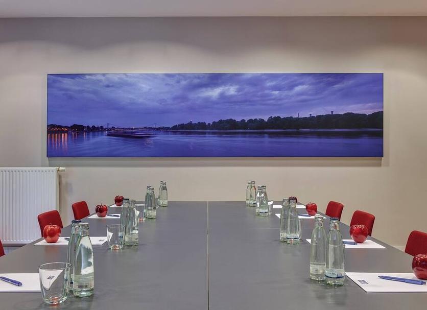 Conference room Ảnh
