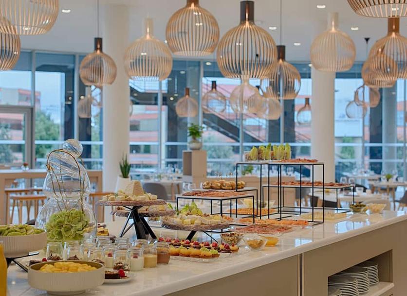Buffet Ảnh
