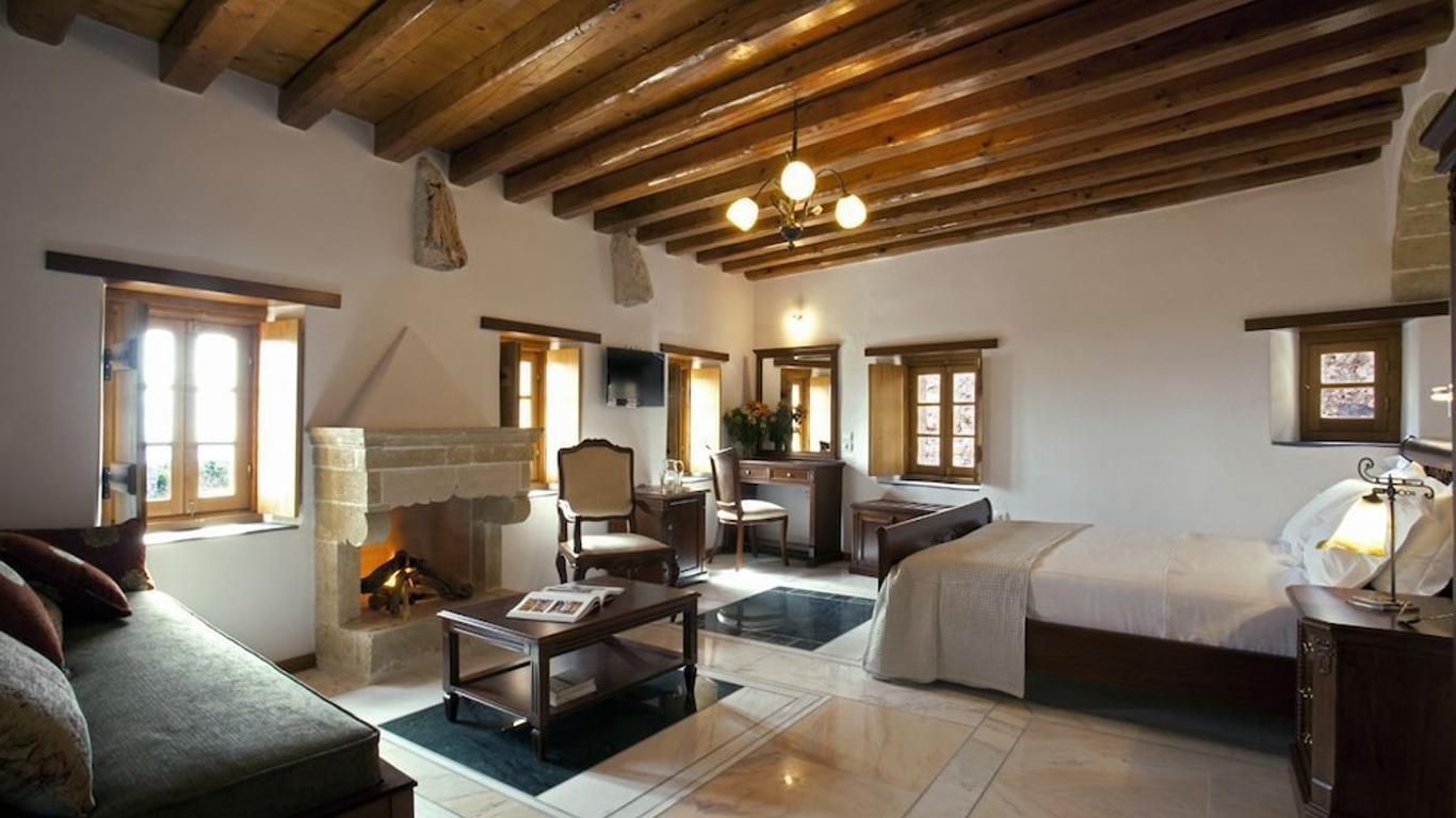Likinia Hotel