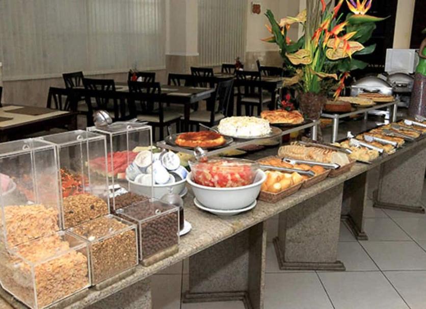 Buffet Ảnh