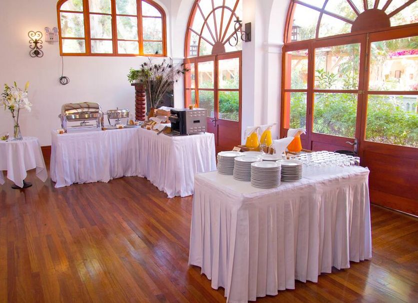 Buffet Ảnh