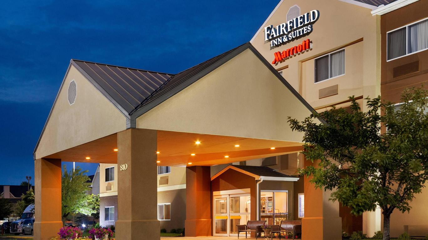 Fairfield Inn & Suites Lansing West