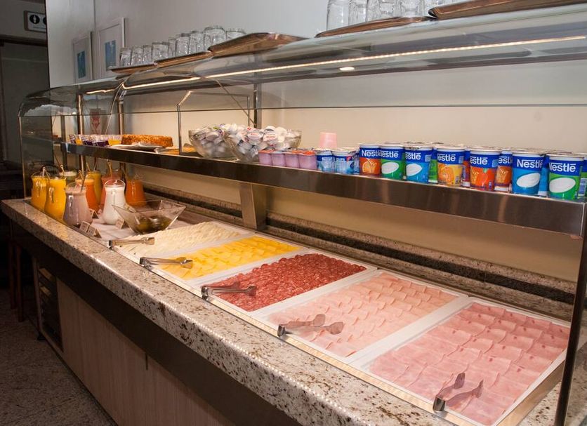 Buffet Ảnh