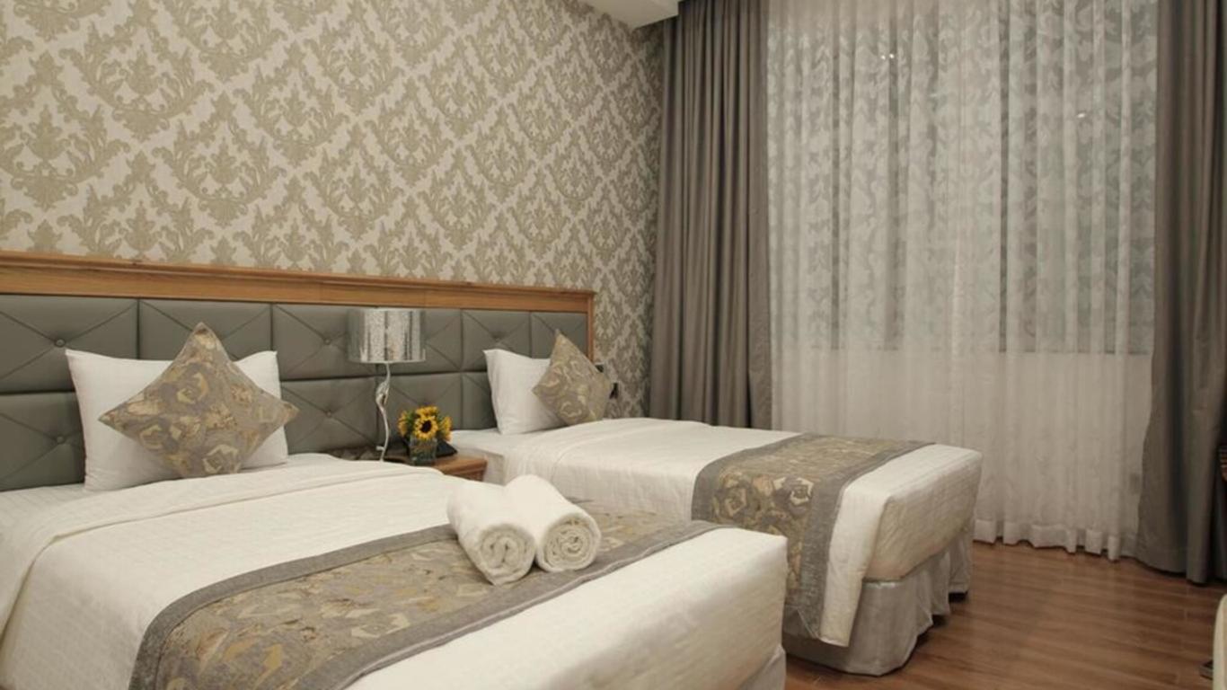 Le Duy Grand Hotel