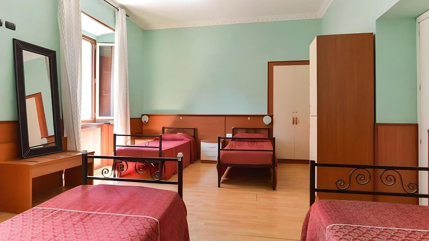 Hostel Beauty