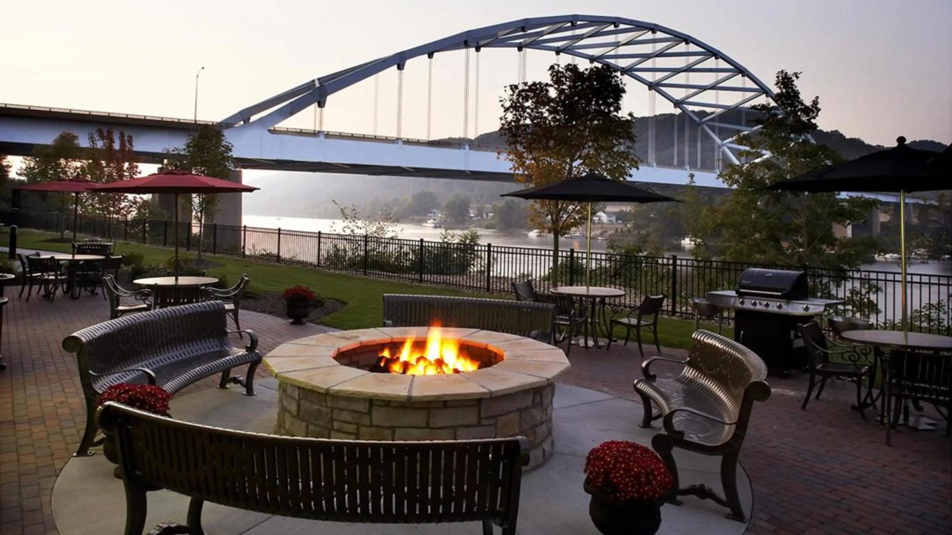 Fairfield Inn & Suites by Marriott Pittsburgh Neville Island