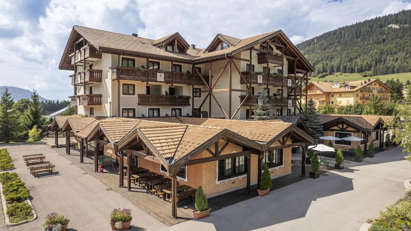 Golf Hotel