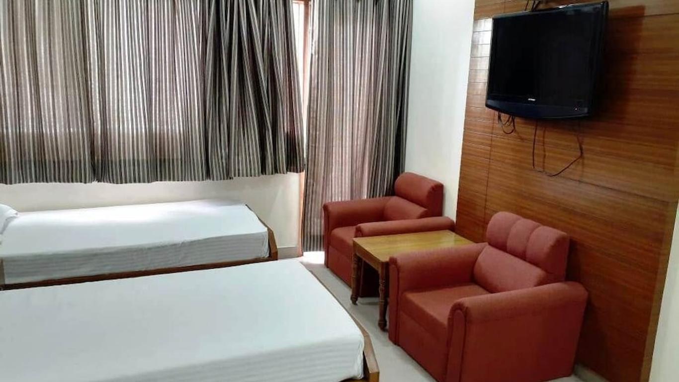Hotel Ganga Azure