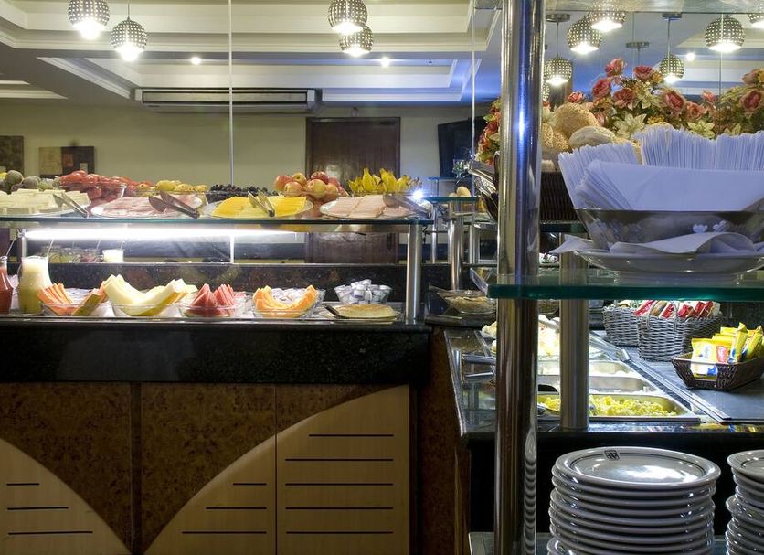 Buffet Ảnh
