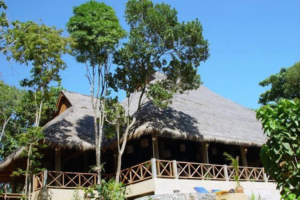 Cảnh ngoài trời
