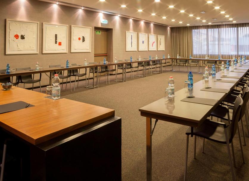 Conference room Ảnh