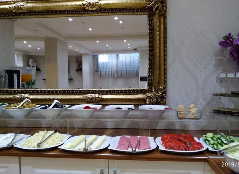 Buffet Ảnh