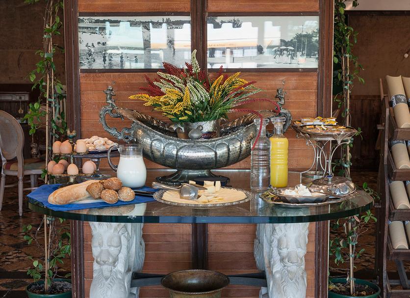 Buffet Ảnh