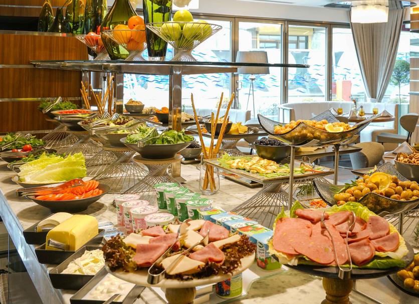 Buffet Ảnh