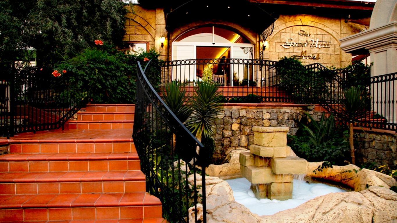 The Grand Üçel Hotel