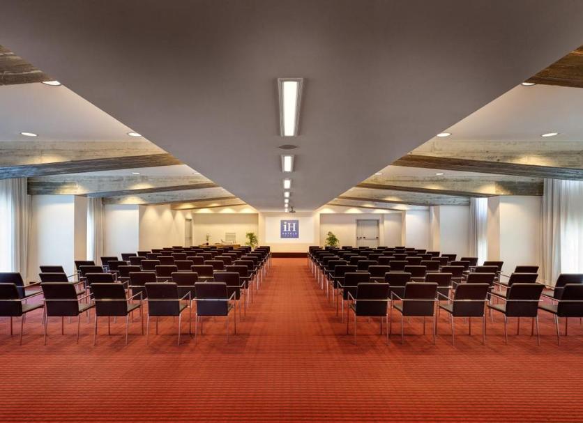 Conference room Ảnh