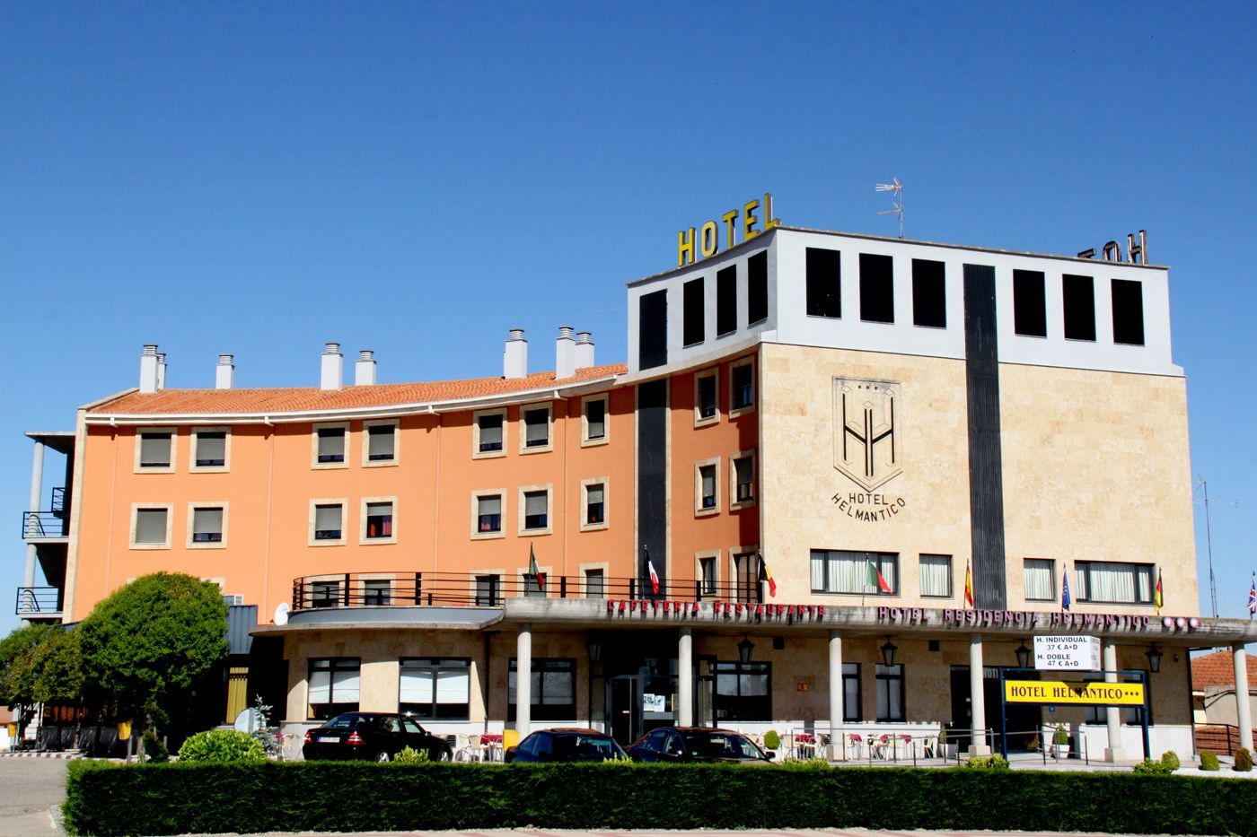 Toà nhà