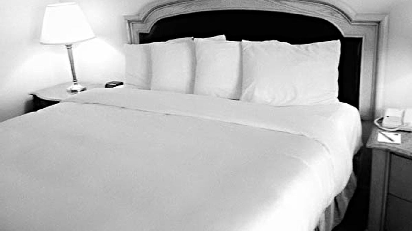 Airport Inn Hotel