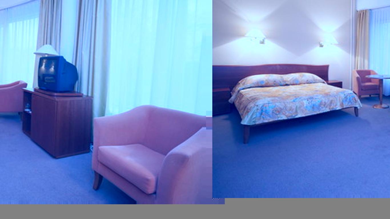 Neptun Business Hotel