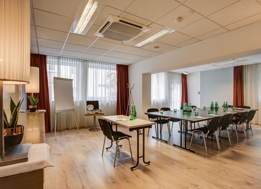Conference room Ảnh