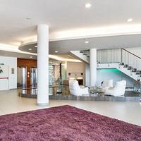 Yes Hotel Touring